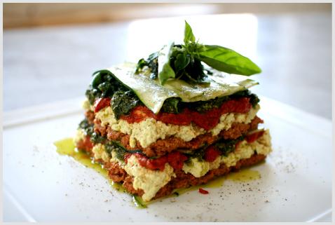 Raw Lasagna By Russell James of www.therawchef.com http://therawchef.com/therawchefblog/lasagne-recipe Serves 9 large portions.