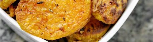 Preparation time: 10 min Cooking time: 55 min Servings: 4 Sweet Potatoes with Rosemary and Garlic 6 cloves garlic, unpeeled and flattened 2 tbsp olive oil 1 lb sweet potatoes or yams, scrubbed and