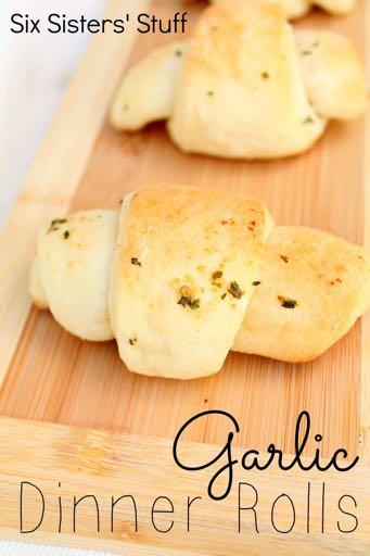 GARLIC DINNER ROLLS RECIPE S I D E D I S H Serves: 32 Prep Time: 6 Hours 30 Minutes Cook Time: 10 Minutes 1 Tablespoon active dry yeast 1/2 cup sugar 3 eggs (beaten) 1 cup lukewarm water 1/2 cup