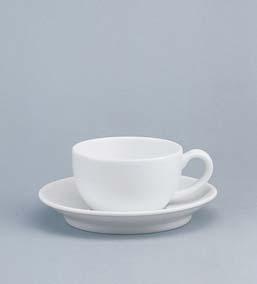 131 - Cup and saucer A/10 S 9116909 4.3 110 111 17 90 low C 9015160 3.