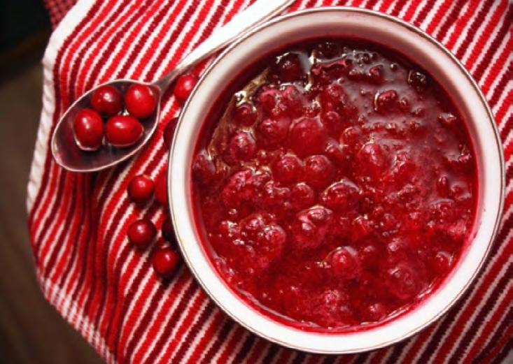 Cranberry Sauce By Lindsay S. Nixon makes 2 cups Preparation Time: 5 minutes Cook Time: 10-15 minutes 2 1/2 cups fresh cranberries 1/4 cup agave nectar 1/4 cup orange juice, fresh (optional) 1.