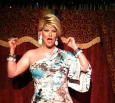 Kennedy in Trois Femmes @ Top 5 Show Bar of