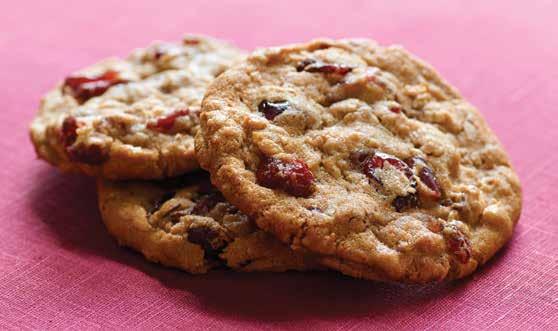 remember. Approx. 36 cookie dough pieces per container. Cranberry Oatmeal Arándano rojo y avena 010 $17.