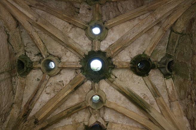 Once inside the gatehouse, I will be sure to look up!
