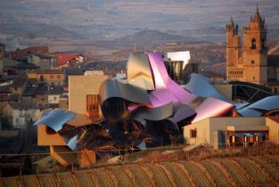 Day 3: La Rioja Wine & Vineyards Pick up from your hotel for private transport to La Rioja Explore the