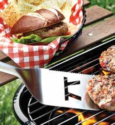 surfaces LUX 3 PIECE GRILL SET (SPATULA, TONG, GRILL BRUSH) 76357 15.75" (Spatula), 14.25" (Tong), 14.