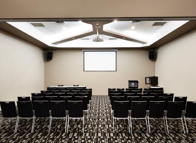 PRIVATE FUNCTION ROOMS AND AREAS KEN IRVINE / EAST & WEST KEN IRVINE Located upstairs on Level 1, this private function room has the ability to transform a vast variety of room set ups to cater for