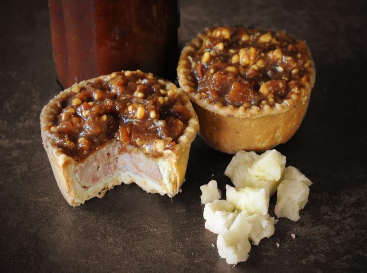 Dinky Speciality Topped Pork Pie Pickle & Wendsleydale Cheese Topped Pork Pie Prime Red Tractor pork pie meat,
