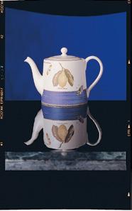 Sarah s Garden Blue Mug 330ml s 0680 197 AU$49.95 - NZ$56.99 Green Mug 330ml n 0680 198 AU$49.95 - NZ$56.99 Teapot 1.