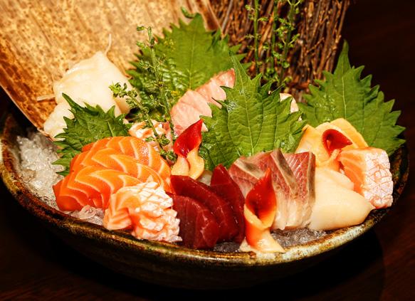 sashimi, 12 pcs sushi, 12 pcs