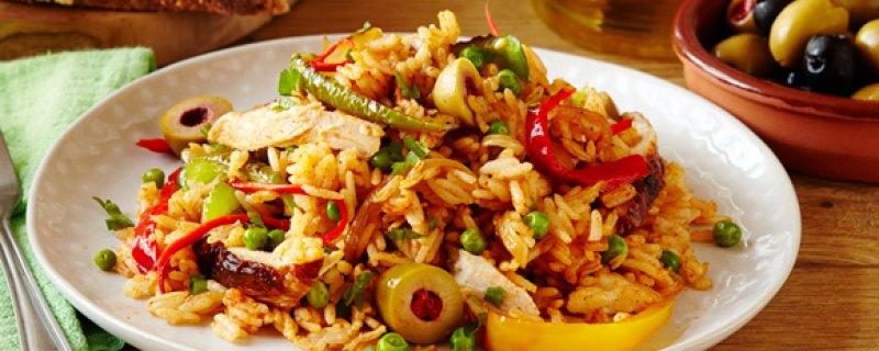 Chicken and Rice Saturday 7th July COOK TIME PREP TIME SERVES 00:30:00 00:05:00 4 Not to be mistaken for the typical Paella Española, this easy recipe is in a league of its own.