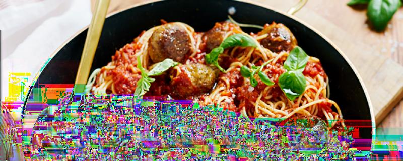 RICH TOMATO TUNA MEATBALLS WITH SPAGHETTI Friday 6th July COOK TIME PREP TIME SERVES 00:20:00 00:15:00 4 A wholesome alternative to beef these tasty tuna meatballs with a rich and flavourful tomato