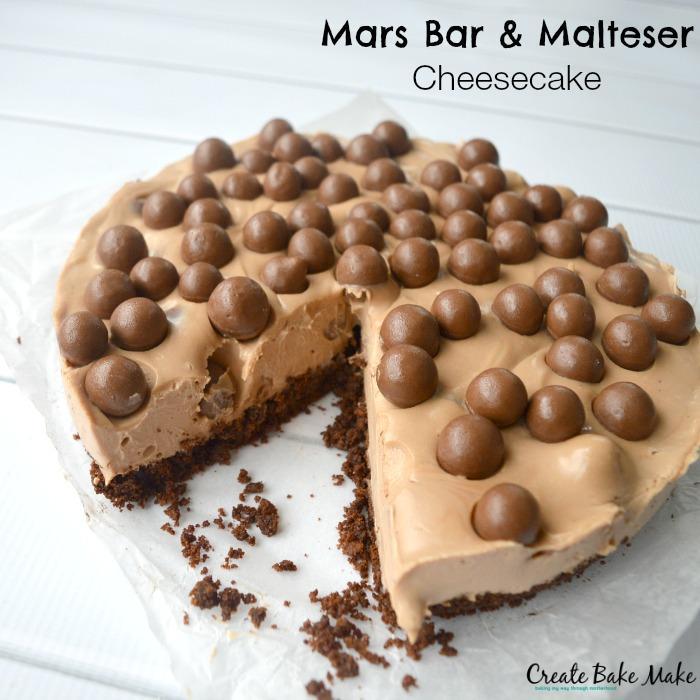 MALTESER MARS BAR CHEESECAKE 200g of chocolate ripple biscuits 90g of butter, melted 500g of cream cheese, softened 130g of thickened cream 1 tsp of vanilla extract 110g of caster sugar 4 x Mars Bars
