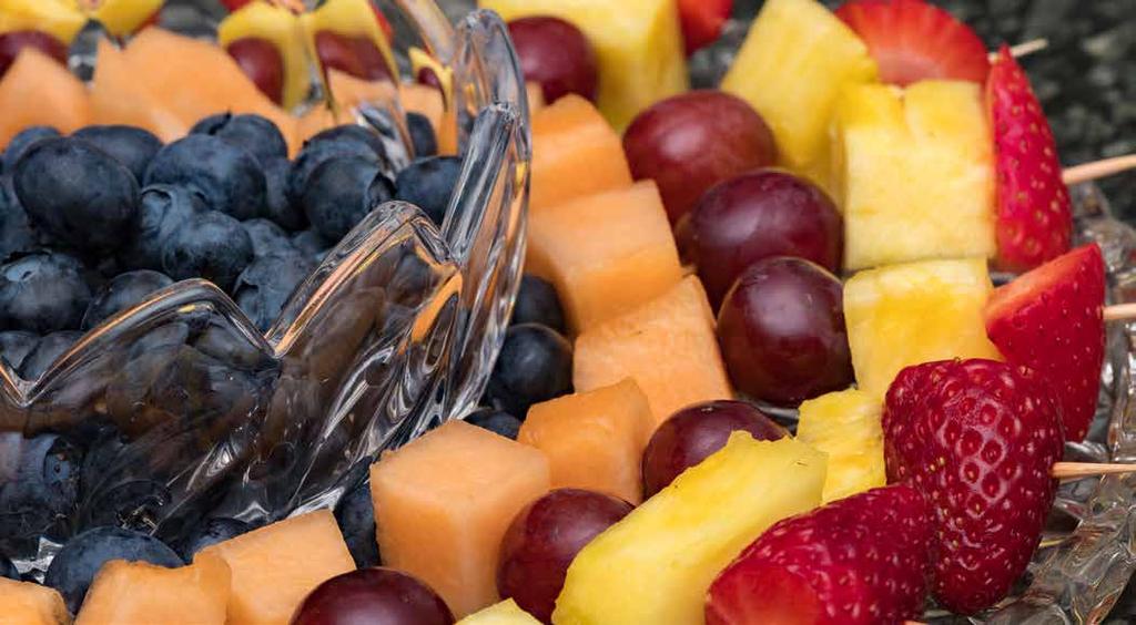 Cold Hors D oeuvres Fresh Seasonal Fruit Tray $100 Vegetable Crudités Tray $85 Imported &