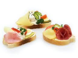 vegetables Toppings for Open Sandwiches Sliced egg with sweet chilli sauce Beef with wasabi mayonnaise Curried egg with parsley Ham, grain mustard, cherry tomatoes Turkey, cranberry & avocado Reduced