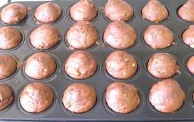 30 25 8 Let muffins cool,