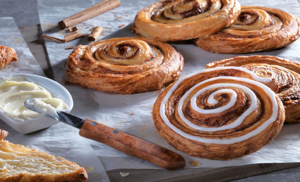 Cinnamon Roll Sélection d Or A spiral Danish puff pastry with a delicious cinnamon filling that