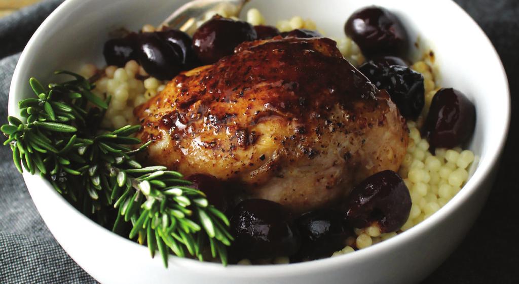 D I N N E R S EASY SKILLET CHICKEN WITH BACON BALSAMIC CHERRY REDUCTION YIELDS: 5-6 SERVINGS PREP TIME: 30 MINUTES 2 tablespoons Olive Oil 5-6 Boneless, Chicken Thighs 1 teaspoon Chili Powder 1
