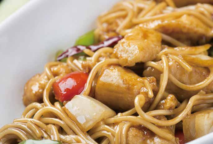 731 上海炒麵 Shanghai Fried Noodle (chicken) Shanghai style noodles stir fried w/ shredded chicken, cabbage, green onion & Chinese mushroom. $14.
