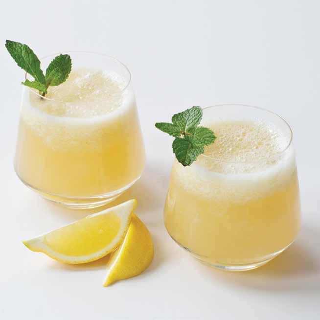 LEM-MOSA PREP: 10 MINUTES CONTAINER: PITCHER MAKES: 6 SERVINGS 3 lemons, peeled, cut in half, seeds removed 4 fresh mint leaves 1 3 /4