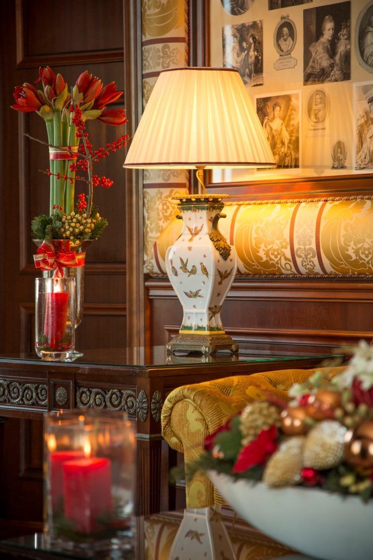 AN INCREDIBLE FESTIVE SEASON FESTIVE SEASON IN MONTE-CARLO From December 1st to 23rd Superior room from 366 Accomodation with American breakfast included In-room VIP welcome Afternoon Tea: hot drink