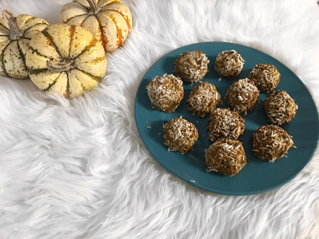 Pumpkin Pie Energy Bites Ingredients 1 cup pitted dates Warm water 1/2 cup raw pecan halves (or pecan pieces) 1/3 cup canned pumpkin puree 1/4 cup unsweetened coconut flakes, reserve small amount for