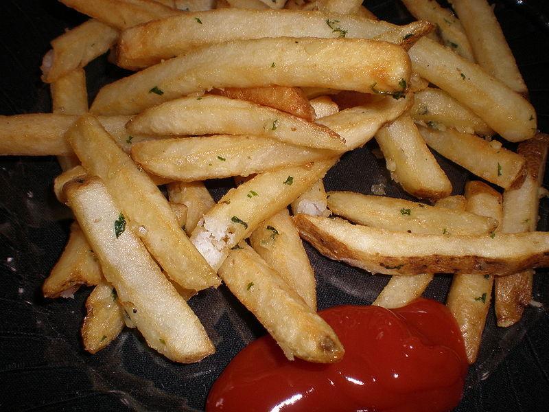 Garlic Fries http://commons.wikimedia.org/wiki/category:french_fries#mediaviewer/file:gordon_biersch_garlic_fri es.jpg Serves: 6 Ingredients: 1 ½ lbs.