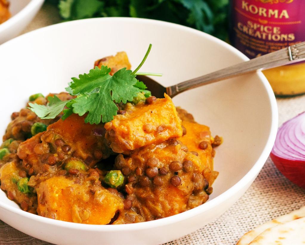 60 MINUTES MILD ROASTED PUMPKIN AND LENTIL KORMA 500g pumpkin, skin removed, roughly chopped into 3cm chunks 1/2 red onion, finely diced 1 can (400g) brown lentils, drained 2/3 cup frozen green peas,