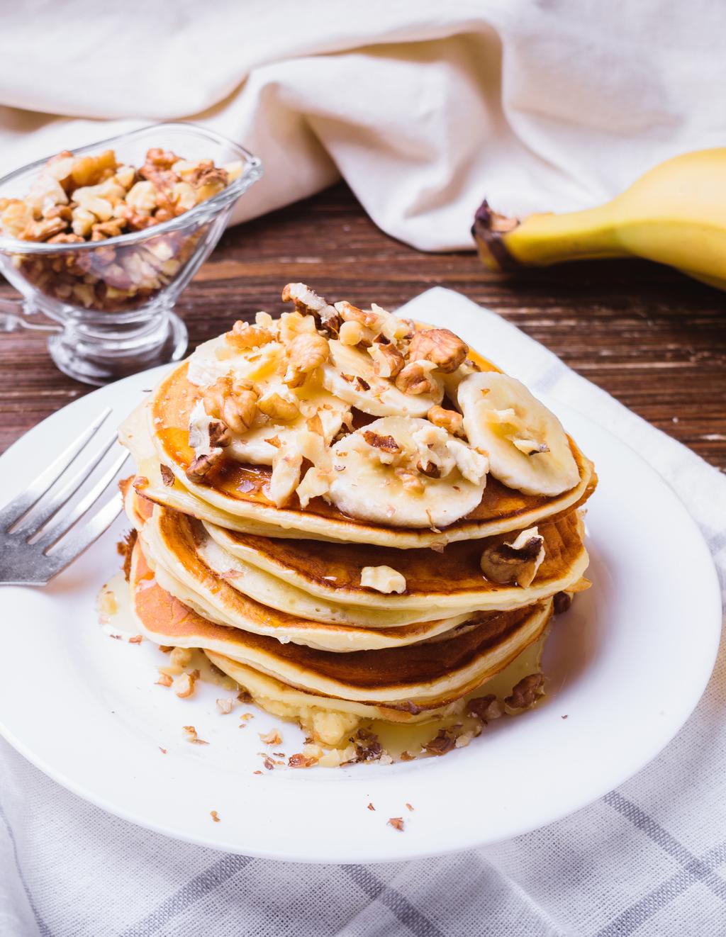 BANANA OATMEAL PANCAKES Submitted by Varneega T.