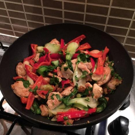 CHINESE WOK FRIED CHICKEN WITH GINGER & HONEY 2 ½ tbsp olive oil 1 x 2.