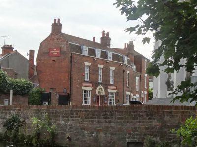 Address: 75 Northgate Street, Canterbury, Kent, CT1 1BA, United Kingdom Image Courtesy of Flickr and Mark Wheaver B) The Parrot This is the oldest pub housed in one of the oldest and most amazing