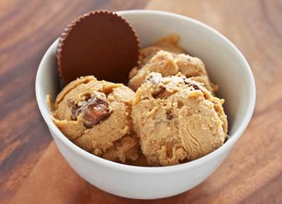Peanut Butter Ice Cream 2 eggs 1/2 cup Splenda 1/2 cup sugar free chunky peanut butter: (24 grams in this recipe; check your brand 3 cups heavy cream Whisk together the eggs and sugar until light and