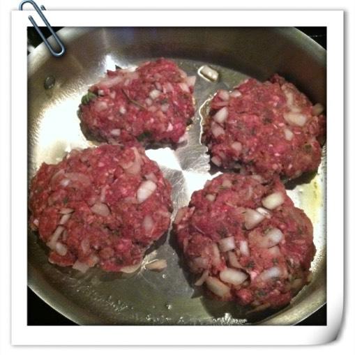 Entrees sun-dried tomato buffalo burger Yield: 4 servings You will need: measuring cups and spoons, mixing bowl, skillet, spatula, garlic press, knife, cutting board 1 lb ground buffalo 2 cloves
