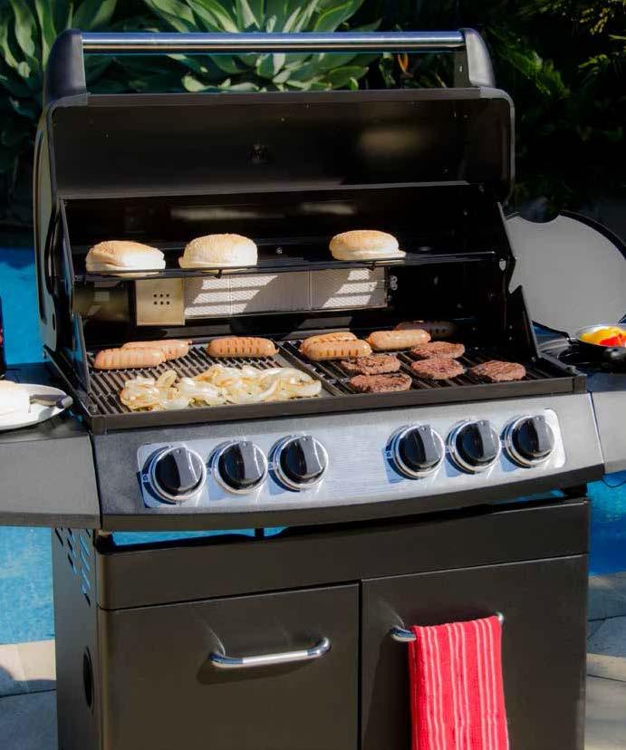 MAESTRO 552758 A great package offering many features found in more expensive barbecues but without the same price tag.