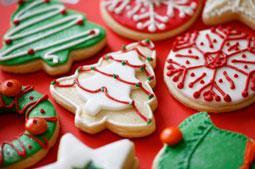 Mrs. Claus Cookies is the aroma of freshly baked sugar cookies with buttercream frosting, with fresh notes of vanilla