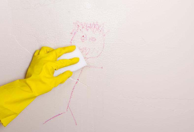 USE#74 Pinalen Max Aromas removes crayon stains from the wall. On tough stains, apply directly to the spot, scrub with a wet sponge and rinse with a damp clean cloth. Repeat if necessary.