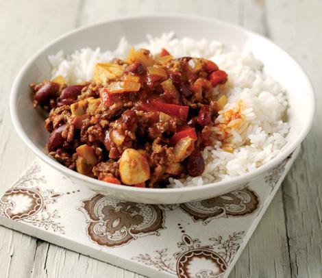 Chilli con carne This chilli con carne is packed with flavour. Enjoy it with rice or serve with jacket potatoes and a dollop of low fat natural yoghurt.