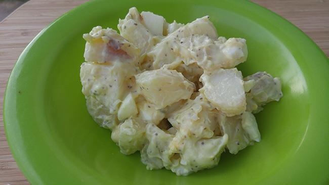 Potluck Potato Salad 6 medium red potatoes 3/4 cup mayonnaise 1/2 tablespoon mustard 1/2 teaspoon celery seed 1/8 teaspoon pepper 4 hardboiled eggs (whites & yolks separated ) 2 tablespoons dill