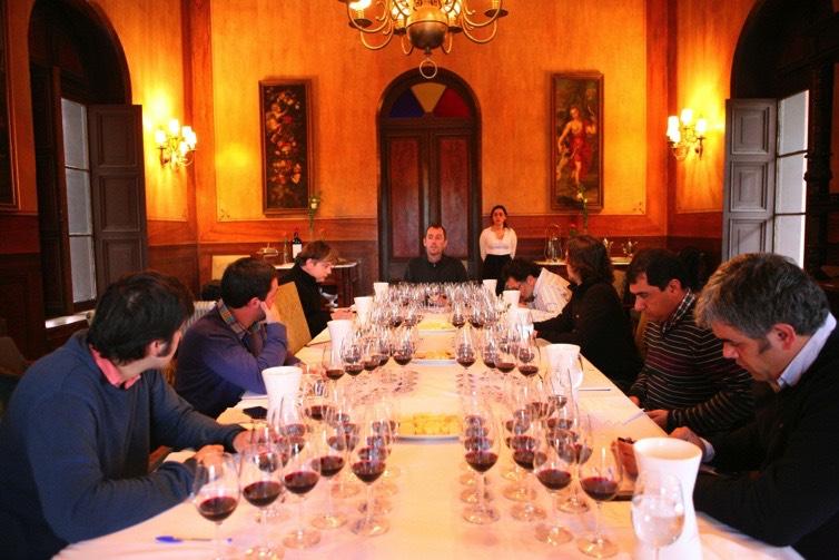 Top Blend Chile: The Point of Harmony In one bottle 12 Chilean wineries have come together from 8 different valleys, there are 12 different enological styles present, each Brand distinguishes itself