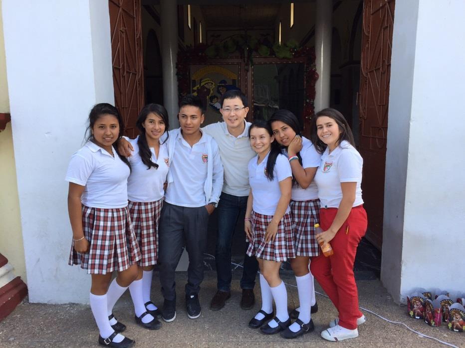 La Minita Colombian School Projects Program was initiated in 2002