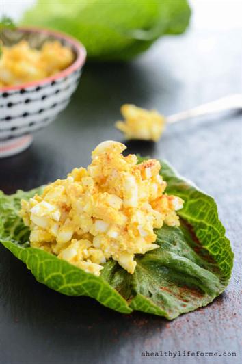 PERFECT EGG SALAD Get a protein boost without the added calories of bread. Use romaine or collard greens to wrap up your egg salad for a quick recipe that you can refrigerate and eat daily!