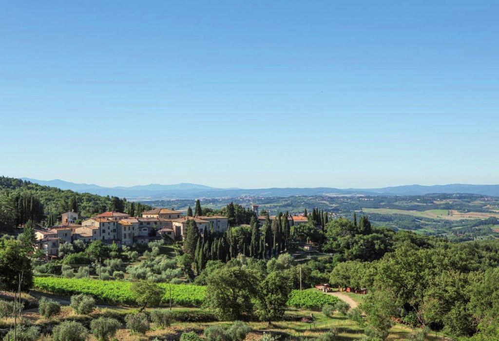 Fonterutoli is located 5 km south of Castellina in Chianti (Siena), on the hills facing the Elsa Valley, in the heart of the Chianti Classico.