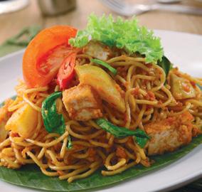 N12 Pappa Wat Tan Hor Wok-fried flat noodles with prawns, chicken,
