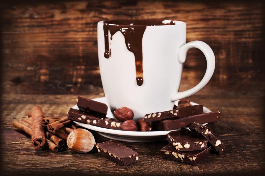 NATURAL CHOICE Coffee and chocolate What's the connection between your morning coffee, wintering North American birds and the cool shade of a tree? Actually, unite a lot, says Simon Birch.