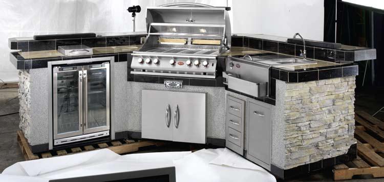DROP-IN ACCESSORIES Add more functionality with food warmers, sinks, blenders and ice chests.