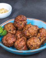 5 MINT LAMB MEATBALLS CHICKEN WINGS Genius/ Makes 12 Genius XL/ Makes 18 25 min Onions, peeled and chopped 150 g 175 g Pumpkin seeds (or pine nuts) 50 g 50 g ActiFry spoon of oil 1 ½ 2 Lamb shoulder