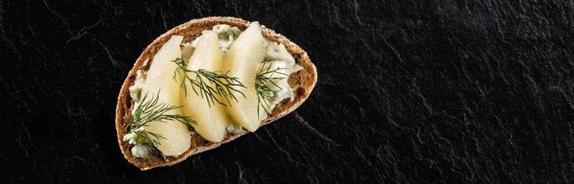 Decoration dill Canapé caprese Type of bread