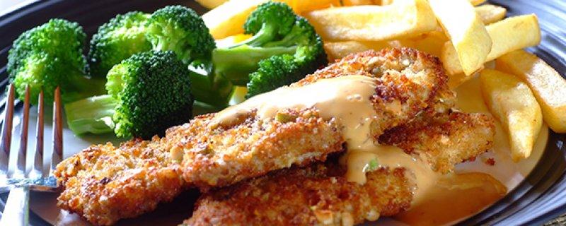 Pork Schnitzels with a Crunchy Pistachio Crust Tuesday 5th September COOK TIME 00:15:00 PREP TIME 00:10:00 SERVES 4 For a flavour burst try this combination of pork and pistachio 1.