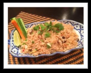 95 香草炒饭 Fried rice made with chicken, eggs, carrots, peas, green onions and basil. 45) Thai Fried Rice 泰式炒饭 $13.