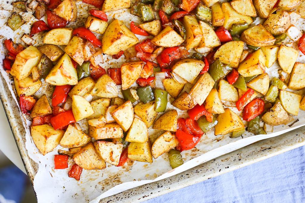 Make Ahead Items For the Potatoes: 1lb yellow potatoes, diced large 1 red bell pepper, diced medium 1 green bell pepper, diced medium 1/2 yellow onion, diced medium 3 tbsp avocado or olive oil 1/2